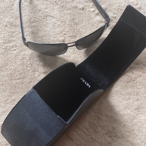 Prada Sunglasses - Picture 5 of 8